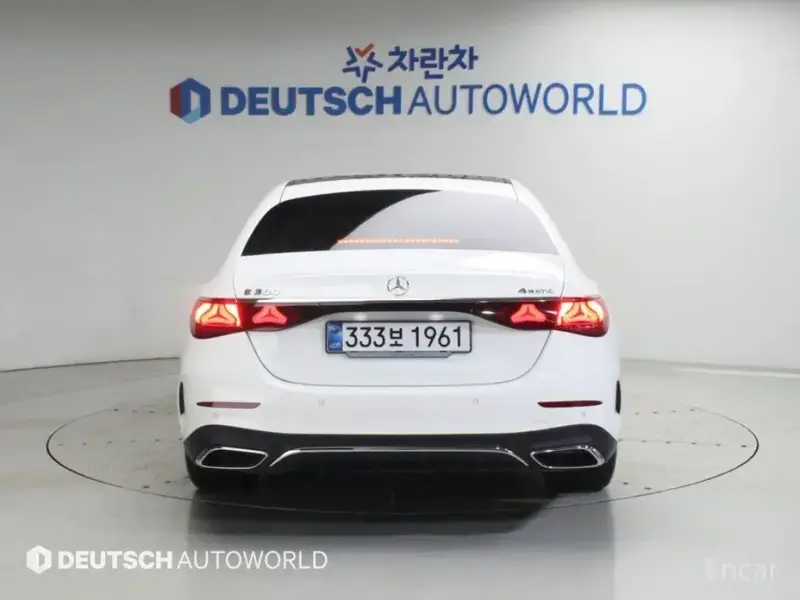 2025 Mercedes-Benz E-Класс с пробегом 17 293 км