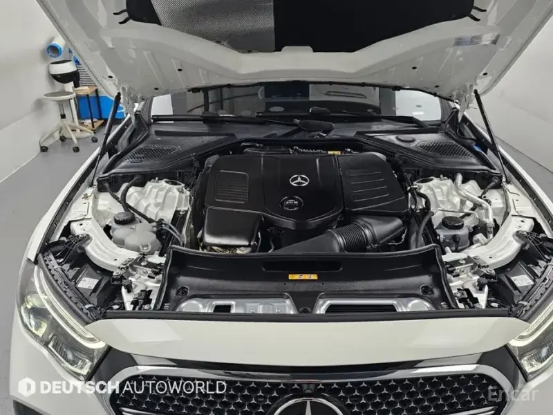 2025 Mercedes-Benz E-Класс с пробегом 17 293 км