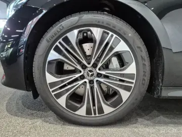 2026 Mercedes-Benz E-Класс с пробегом 1 061 км