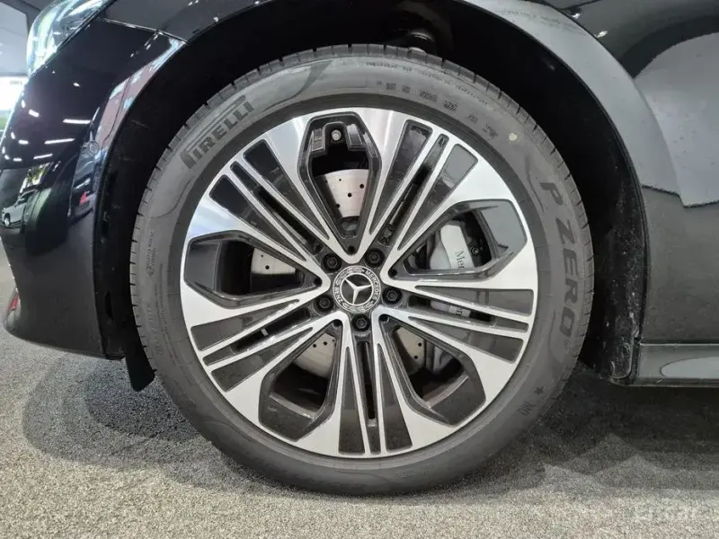 2026 Mercedes-Benz E-Класс с пробегом 1 061 км