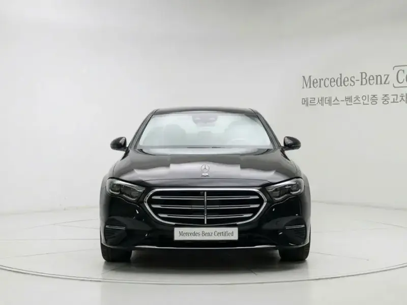 2025 Mercedes-Benz E-Класс с пробегом 13 701 км