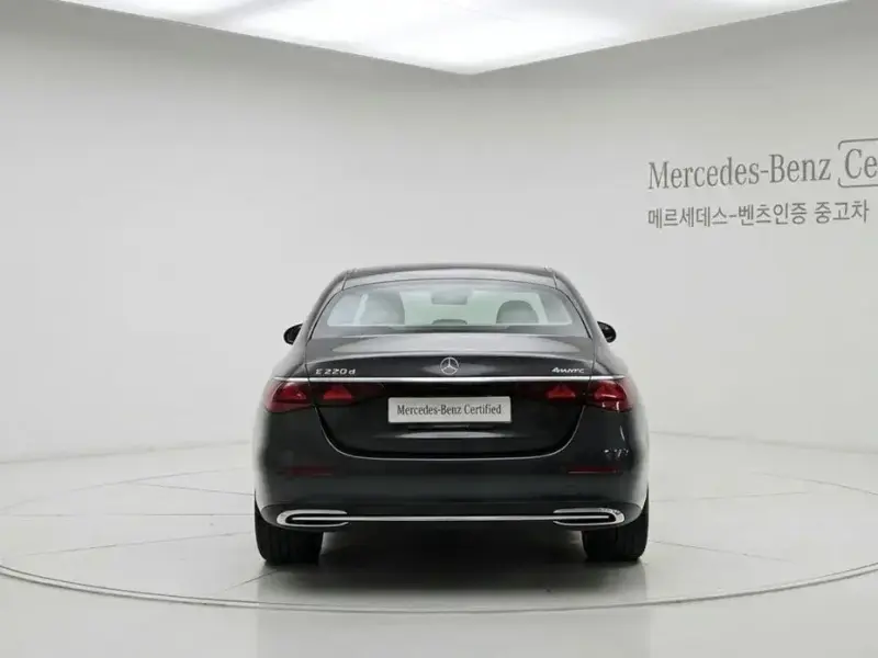 2025 Mercedes-Benz E-Класс с пробегом 13 701 км