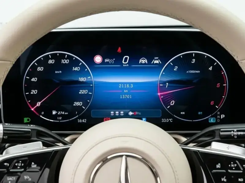 2025 Mercedes-Benz E-Класс с пробегом 13 701 км