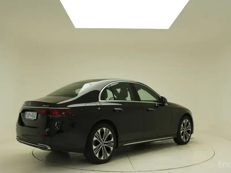 2025 Mercedes-Benz E-Класс с пробегом 12 637 км