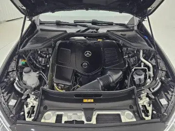2025 Mercedes-Benz E-Класс с пробегом 12 637 км