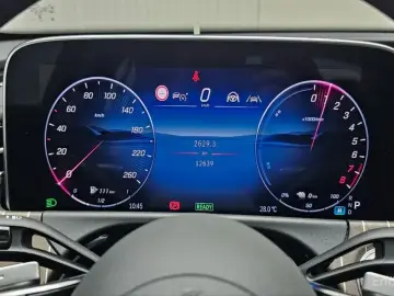 2025 Mercedes-Benz E-Класс с пробегом 12 637 км