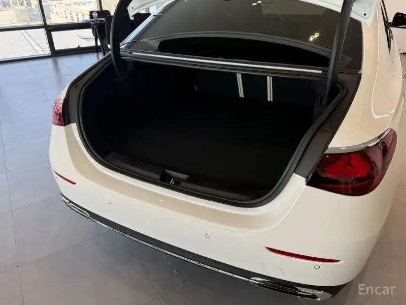 2026 Mercedes-Benz E-Класс с пробегом 1 760 км