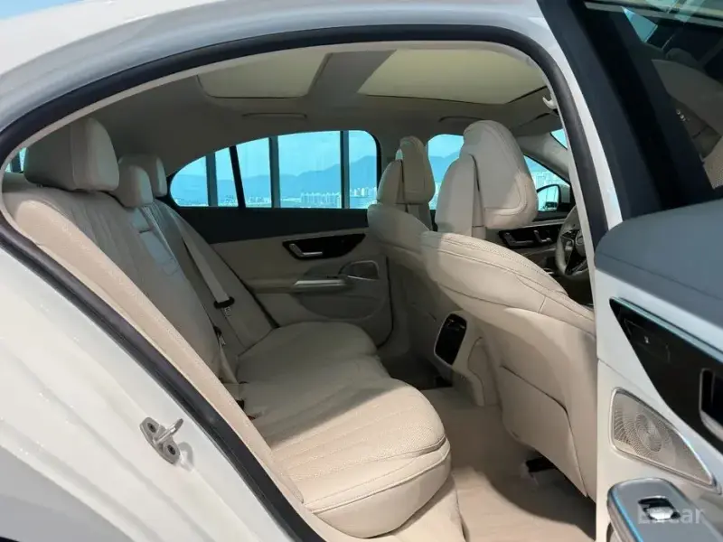 2026 Mercedes-Benz E-Класс с пробегом 1 760 км