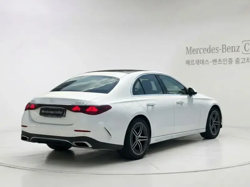 2025 Mercedes-Benz E-Класс с пробегом 2 606 км