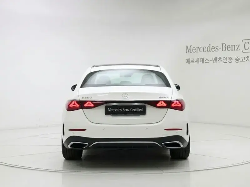 2025 Mercedes-Benz E-Класс с пробегом 2 606 км