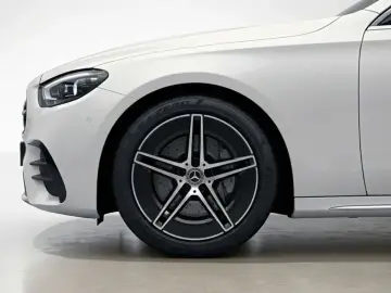 2025 Mercedes-Benz E-Класс с пробегом 2 606 км