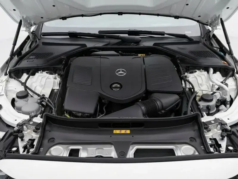 2025 Mercedes-Benz E-Класс с пробегом 2 606 км