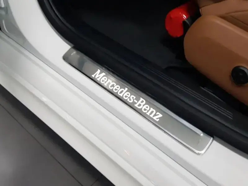 2025 Mercedes-Benz E-Класс с пробегом 940 км