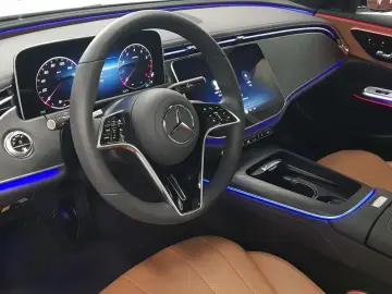 2025 Mercedes-Benz E-Класс с пробегом 940 км