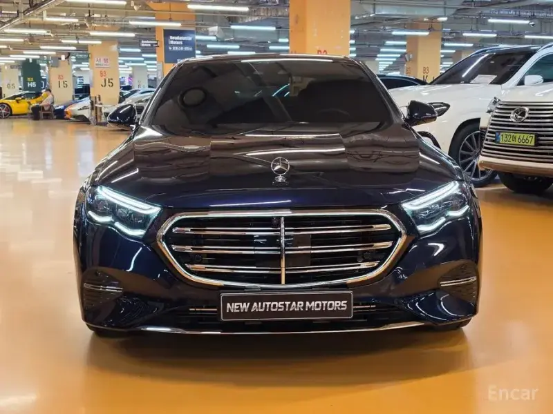 2024 Mercedes-Benz E-Класс с пробегом 10 000 км