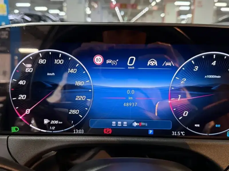 2024 Mercedes-Benz E-Класс с пробегом 48 937 км