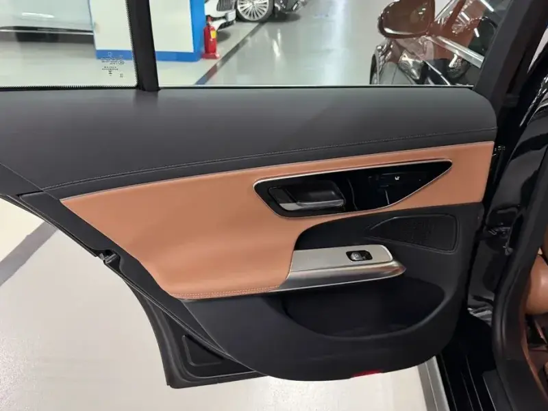 2024 Mercedes-Benz E-Класс с пробегом 48 937 км
