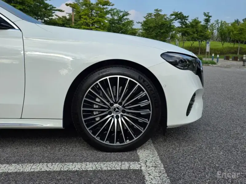 2024 Mercedes-Benz E-Класс с пробегом 21 400 км