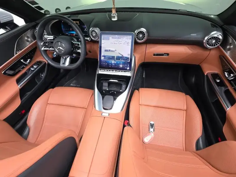 2023 Mercedes-Benz SL-Класс AMG с пробегом 4 644 км