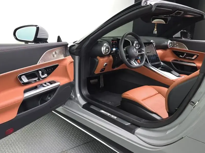 2023 Mercedes-Benz SL-Класс AMG с пробегом 4 644 км