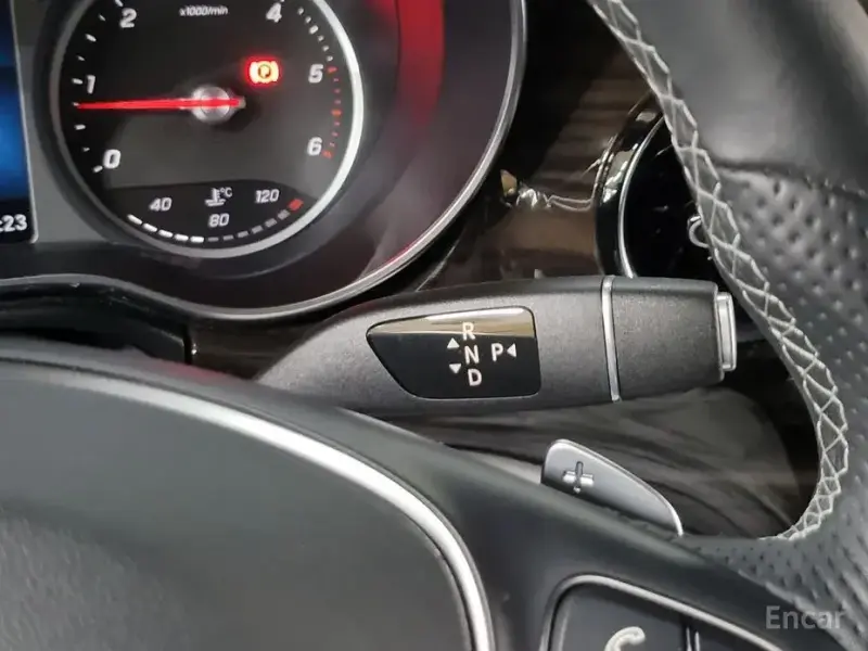 2022 Mercedes-Benz V-Класс с пробегом 56 500 км