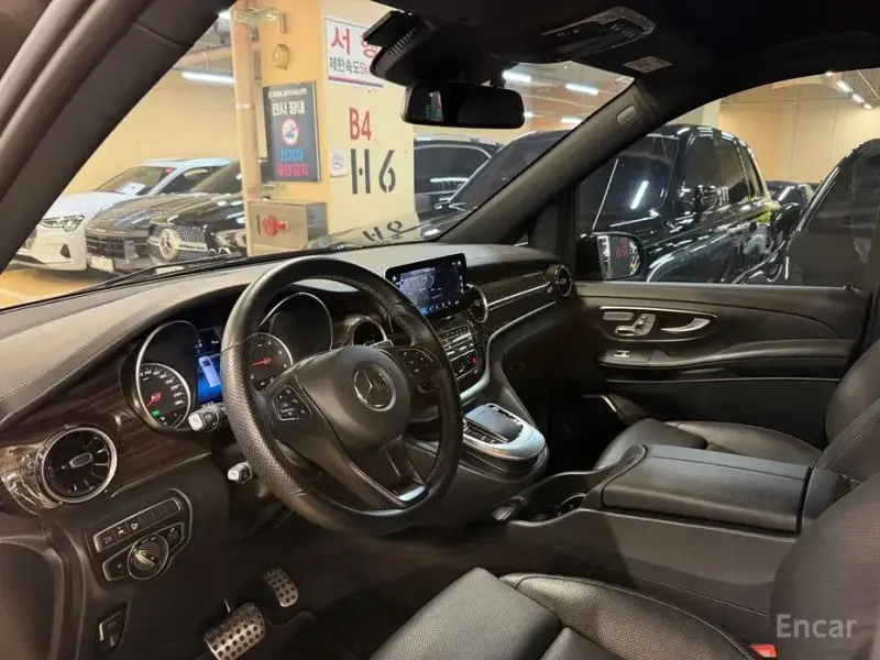 2022 Mercedes-Benz V-Класс с пробегом 56 500 км