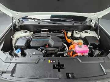 2024 Hyundai Santa Fe с пробегом 24 985 км