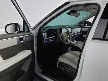 2024 Hyundai Santa Fe с пробегом 24 985 км