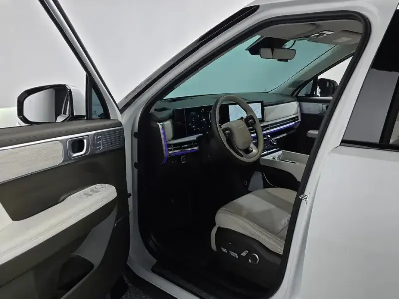 2024 Hyundai Santa Fe с пробегом 24 985 км