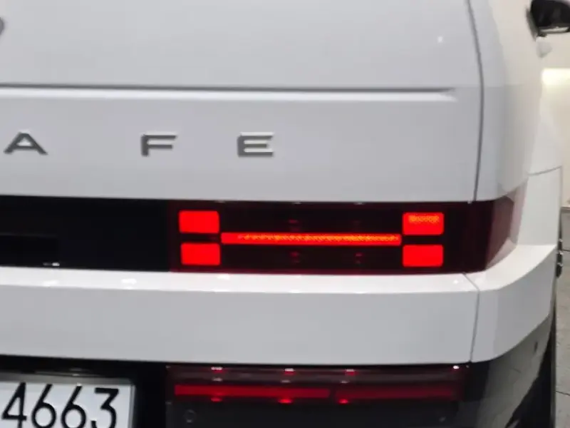 2024 Hyundai Santa Fe с пробегом 24 985 км
