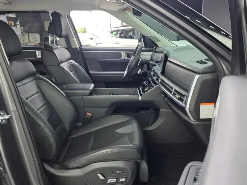 2023 Hyundai Santa Fe с пробегом 23 832 км