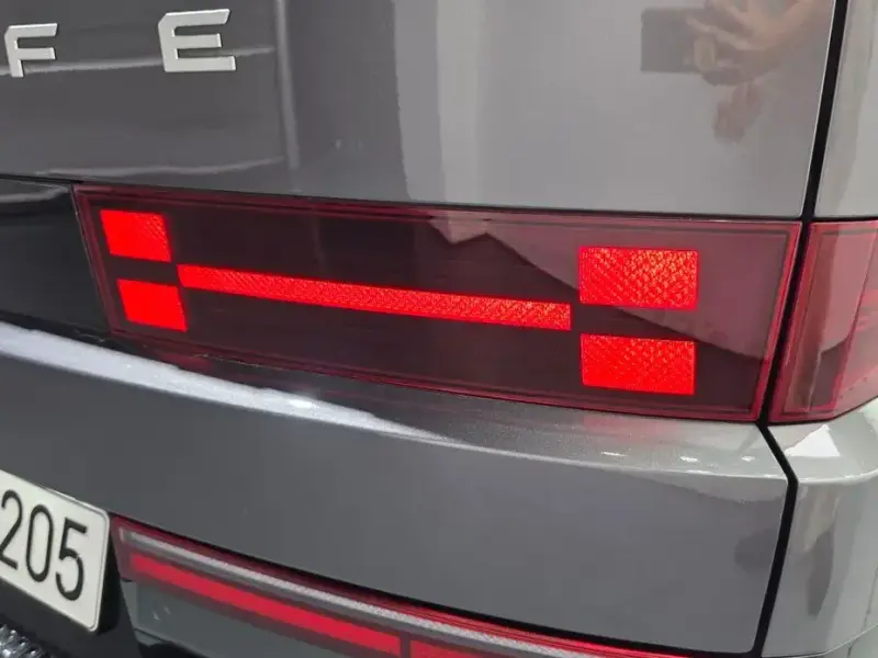 2023 Hyundai Santa Fe с пробегом 23 832 км
