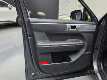 2023 Hyundai Santa Fe с пробегом 23 832 км