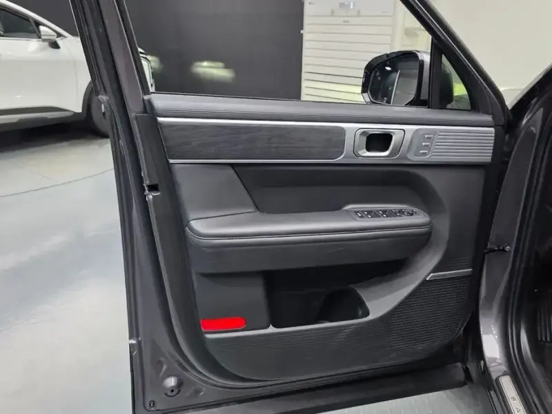 2023 Hyundai Santa Fe с пробегом 23 832 км
