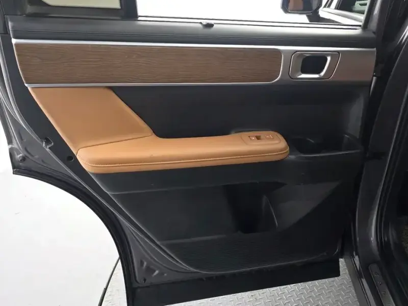 2024 Hyundai Santa Fe с пробегом 50 663 км