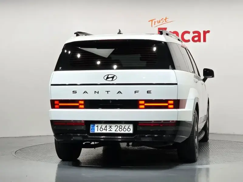 2023 Hyundai Santa Fe с пробегом 26 335 км