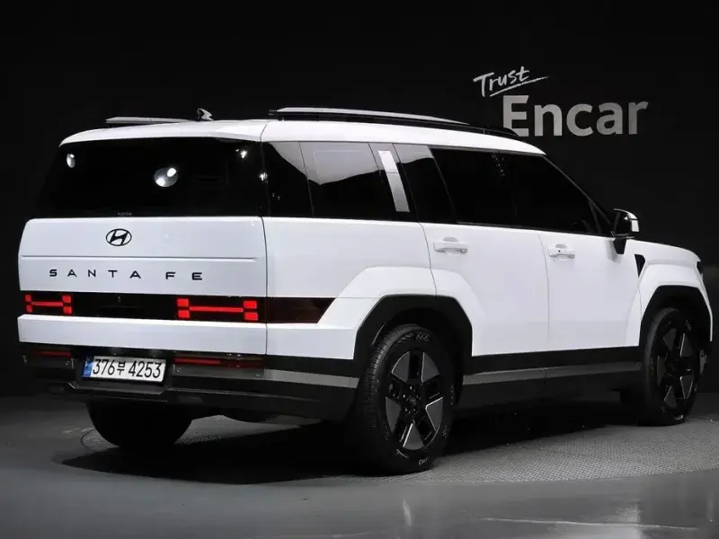 2024 Hyundai Santa Fe с пробегом 35 684 км