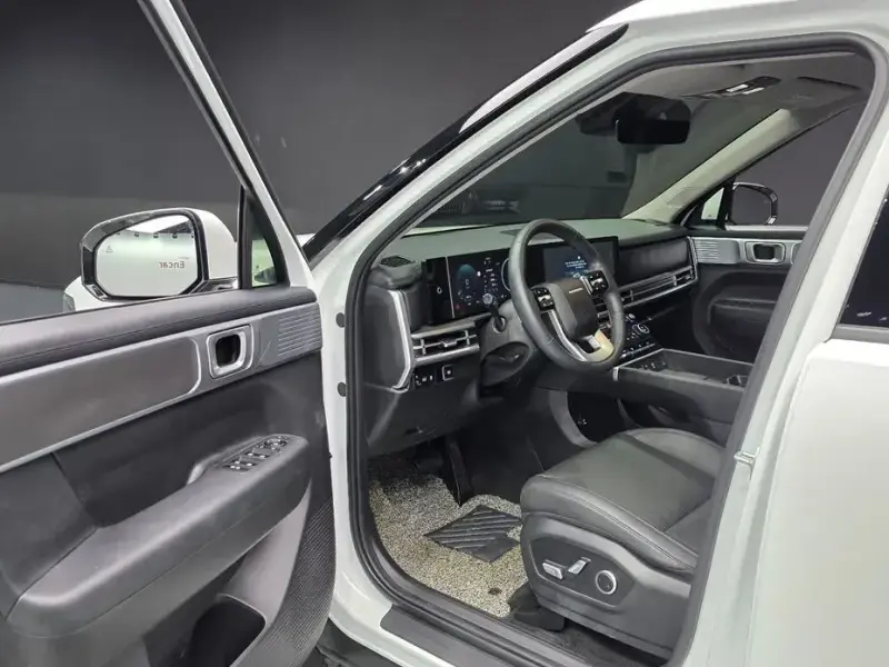 2024 Hyundai Santa Fe с пробегом 35 684 км