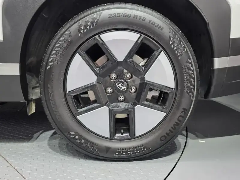 2024 Hyundai Santa Fe с пробегом 35 684 км