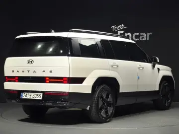 2024 Hyundai Santa Fe с пробегом 9 928 км