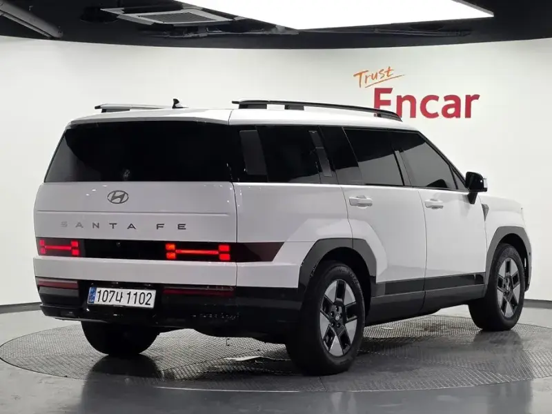 2024 Hyundai Santa Fe с пробегом 18 490 км