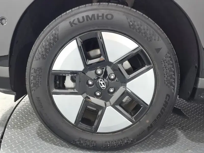 2024 Hyundai Santa Fe с пробегом 18 490 км