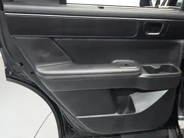 2025 Hyundai Santa Fe с пробегом 10 833 км