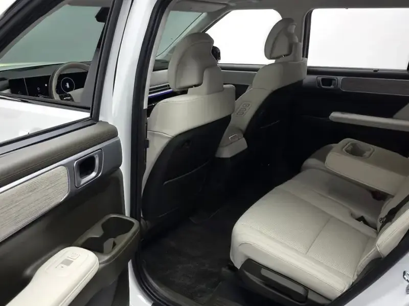2024 Hyundai Santa Fe с пробегом 18 490 км