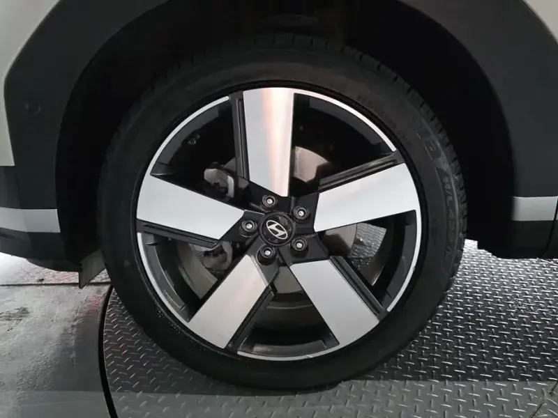 2023 Hyundai Santa Fe с пробегом 64 709 км