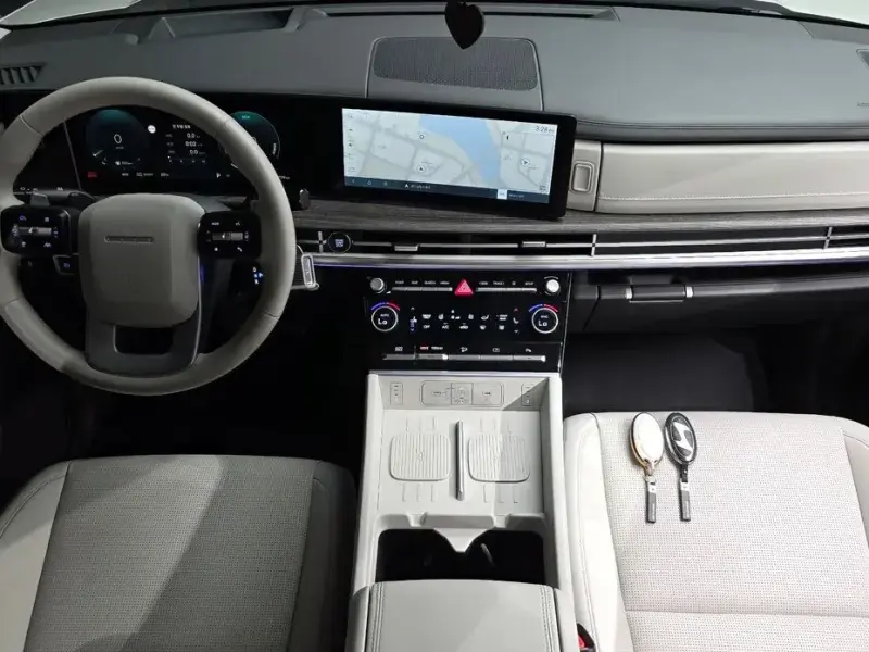 2023 Hyundai Santa Fe с пробегом 64 709 км