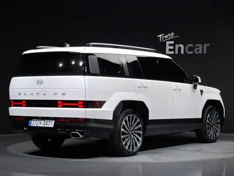 2023 Hyundai Santa Fe с пробегом 45 754 км