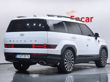 2024 Hyundai Santa Fe с пробегом 10 753 км
