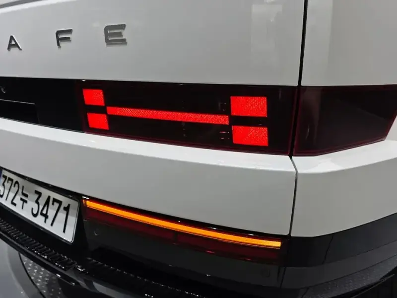 2023 Hyundai Santa Fe с пробегом 45 754 км