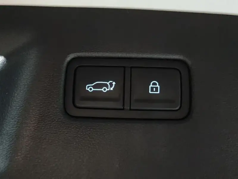 2024 Hyundai Santa Fe с пробегом 10 753 км